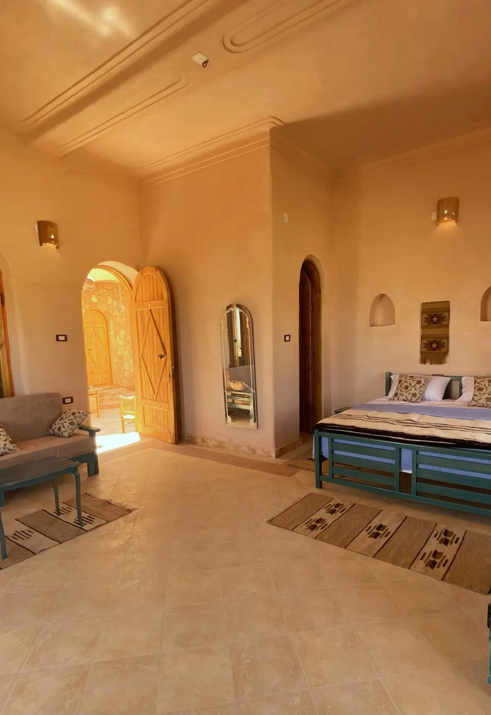 Another perspective across the room · Suite